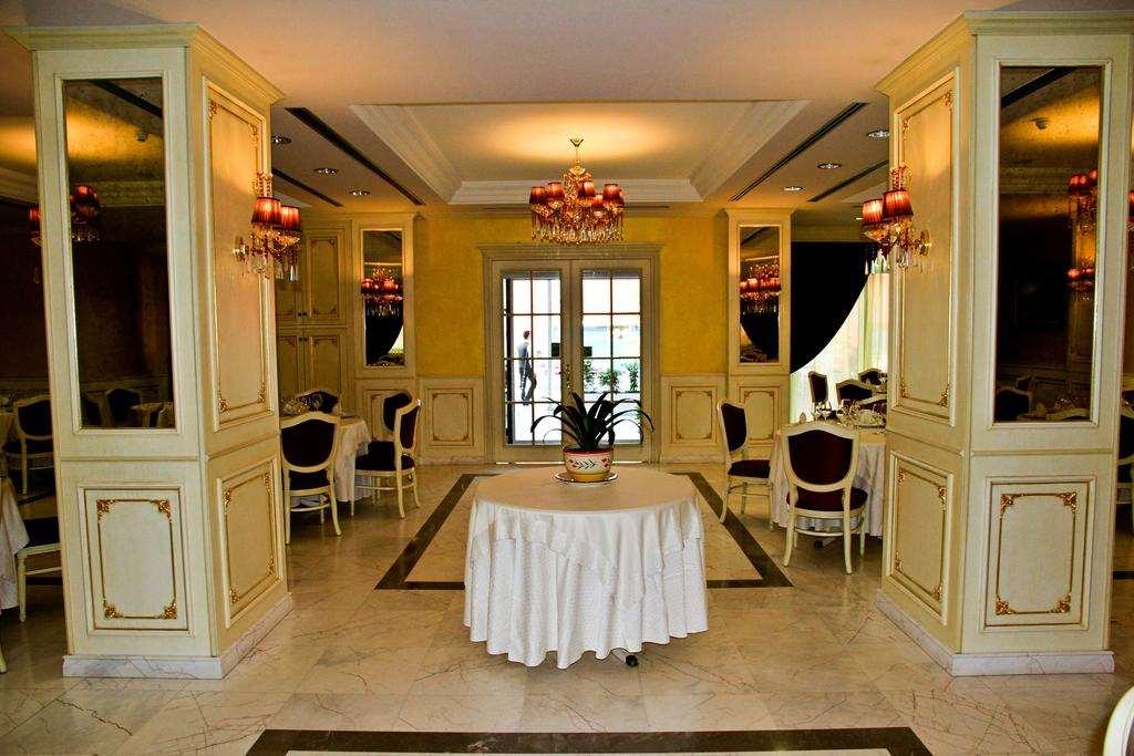 Fieri Hotel Fier Restaurant photo
